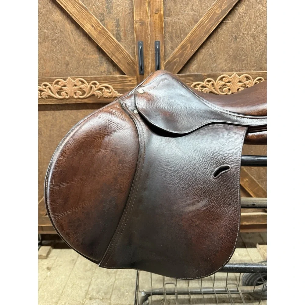 Antares Evolution Close Contact Jump Saddle 17